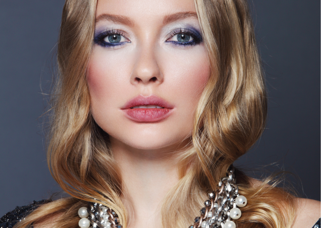 Comment Adopter le Look Retro Glam ? Tendance maquillage des années 90
